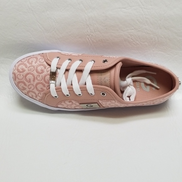NEW G by GUESS Baker 3 quilted pink sneakers 9.5 - Picture 2 of 7